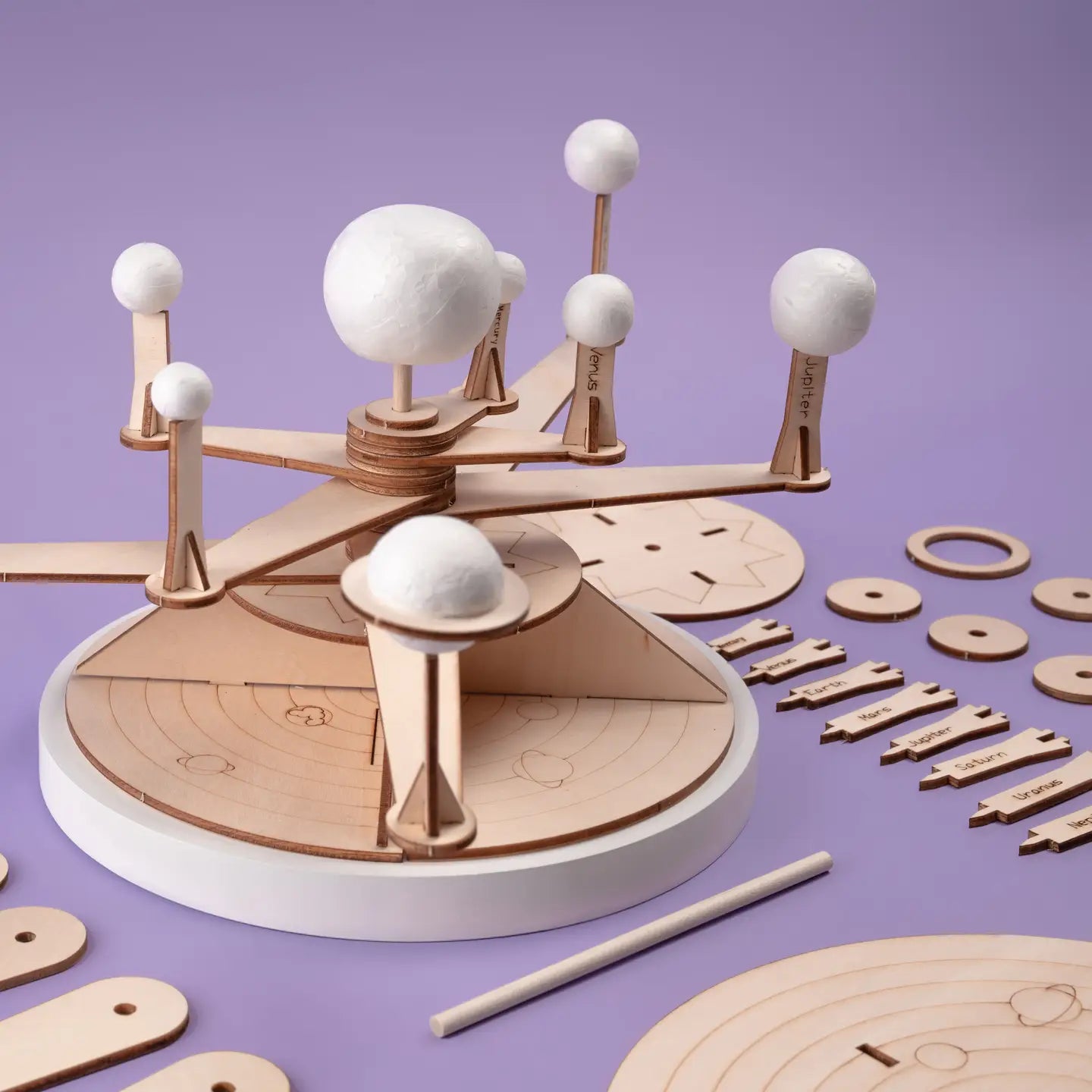 Byggesett for læring: Modell av solsystemet