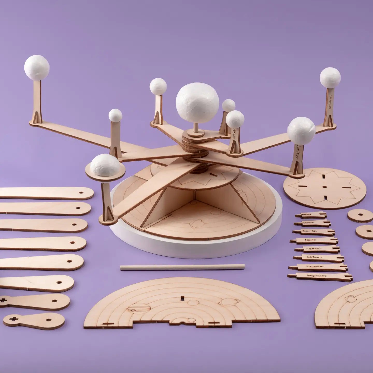 Byggesett for læring: Modell av solsystemet