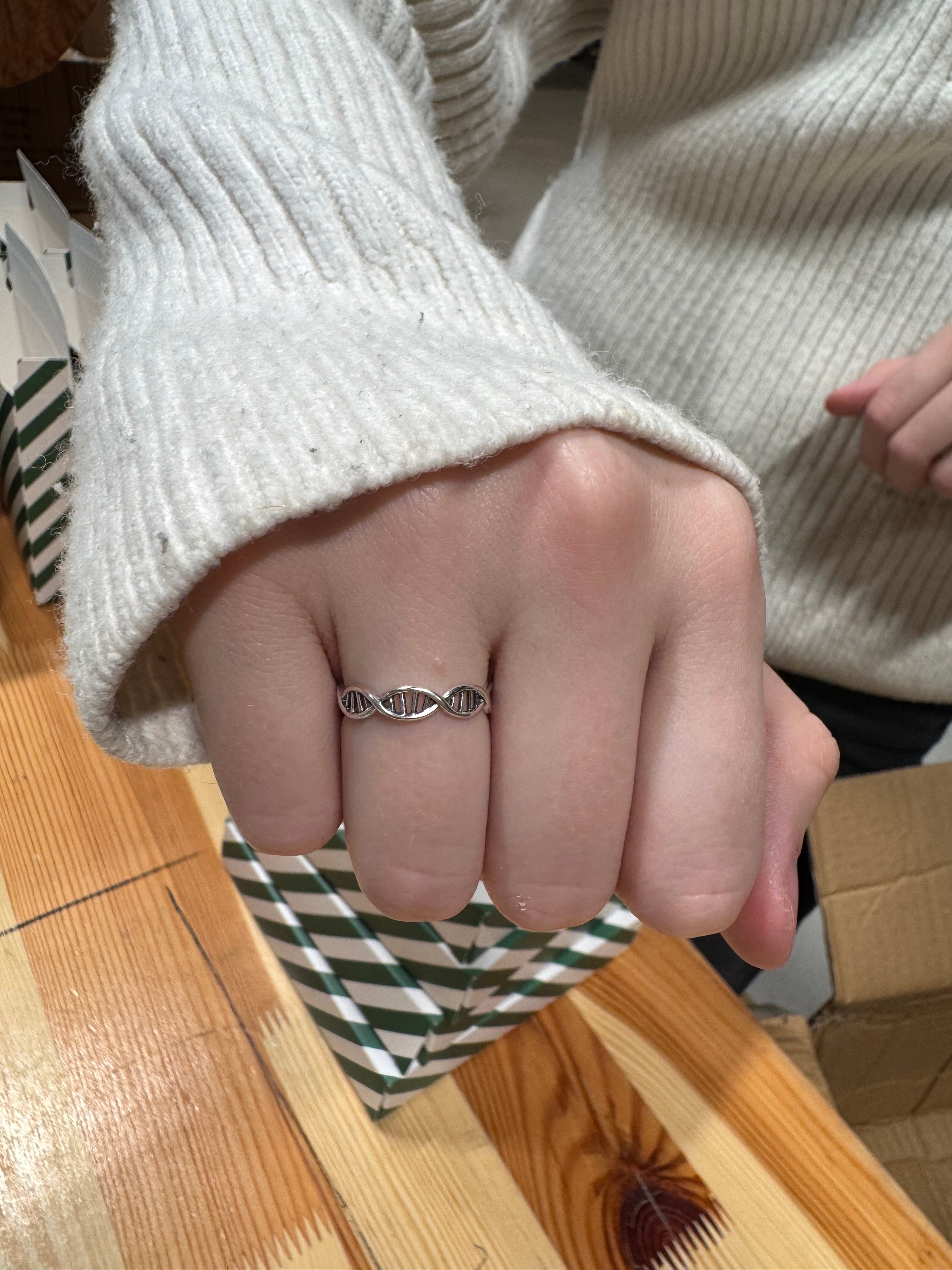 DNA-ring - Nerdebutikken